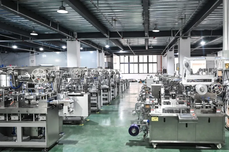 DPP blister packaging machine assembly workshop