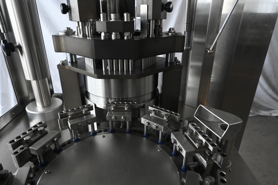 Capsule Working Station Turntable