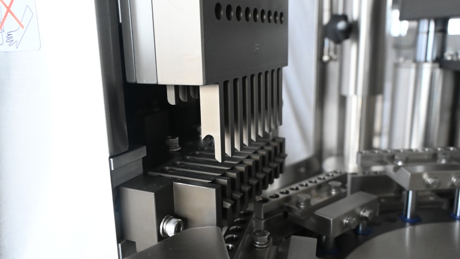 High-Speed and Accurate Filling