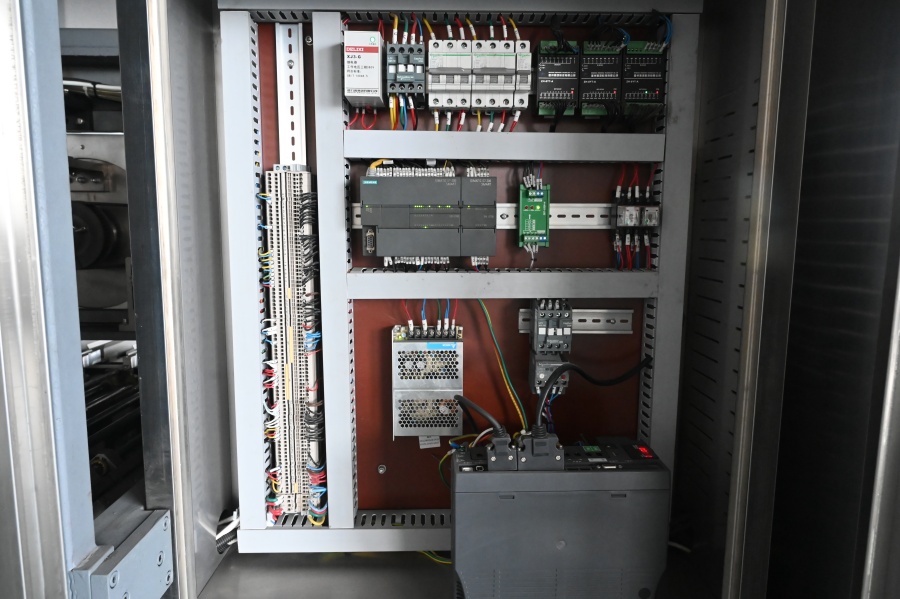 多軸サーボドライブ