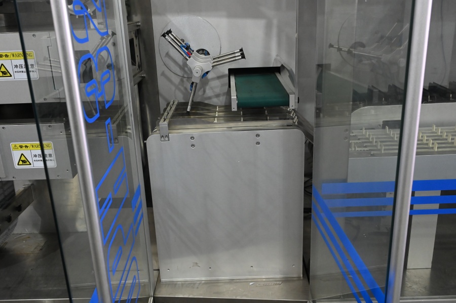 吸引ブリスタープレートツール