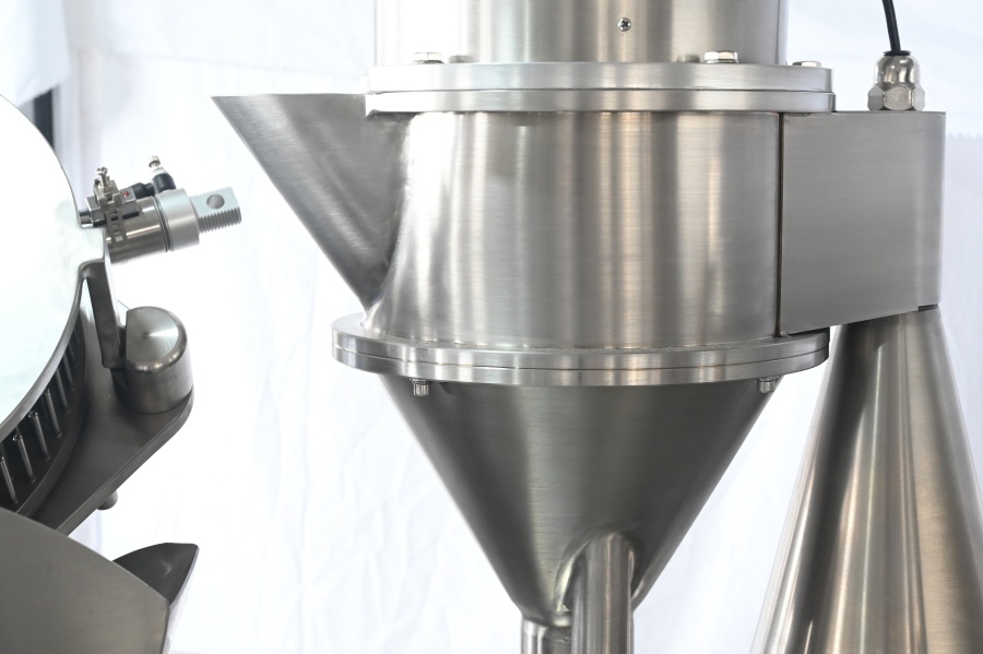 Filling mechanism