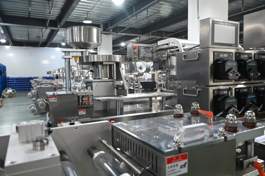 Types de machines d'emballage sous blister utilisées dans l'industrie pharmaceutique 1 Machines d'emballage sous blister appliquées à l'industrie pharmaceutique