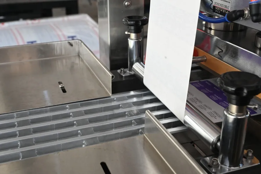 Termoform Blister Ambalaj Makinesi Nedir? 14 Beslenme İstasyonu