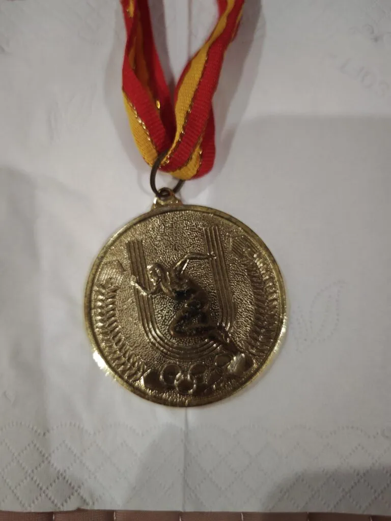 Goldmedaille beim Wettbewerb zur Popularisierung des Wissens der Studenten der Universität Wenzhou in den Gesundheitswissenschaften