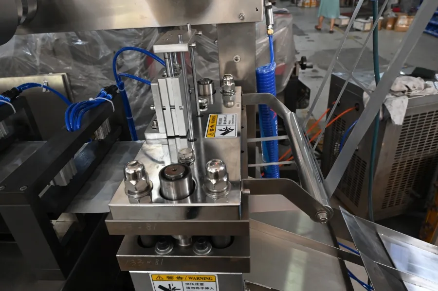Sealing and Cutting