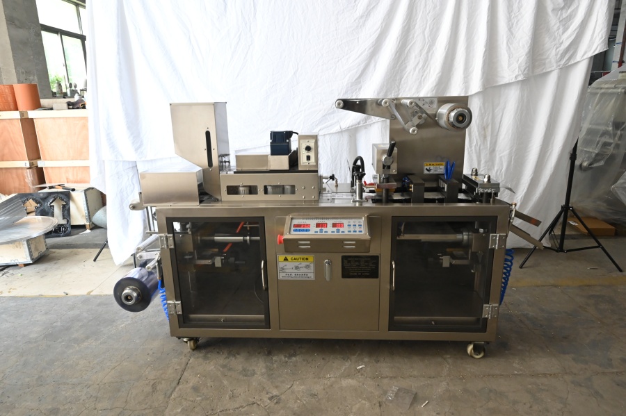 Semi-Automatic-Blister-Packaging-Machine