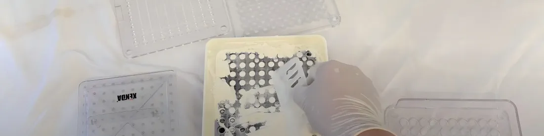 How to Fill Capsules: Video Guide 11 Use-a-special-scraper-to-scrape-the-powder-into-the-empty-capsule