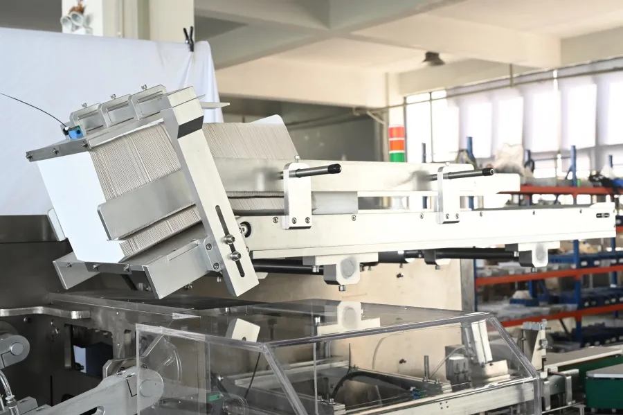 Kartoniermaschine Hooper