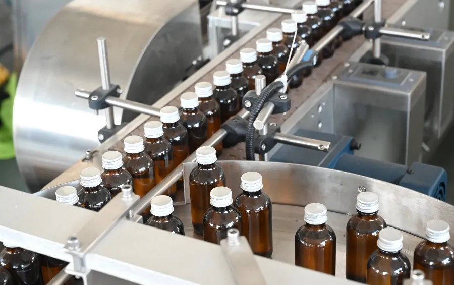 製薬業界におけるさまざまな包装の種類 6 薬瓶