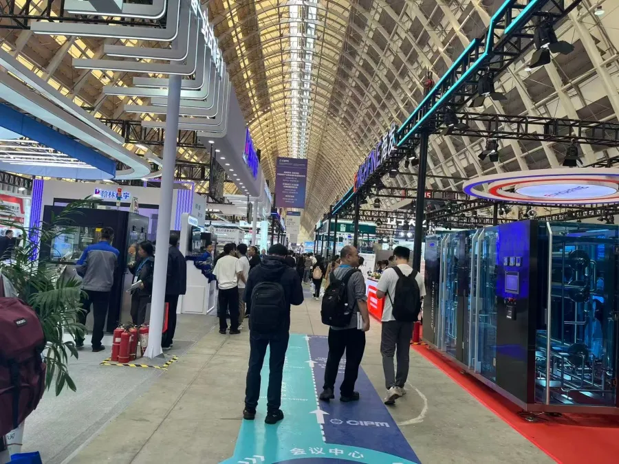 Finetech nimmt an der 67. (Herbst 2025) Nationalen Pharmamaschinenmesse in China teil 4 Professionelle Einkäufer