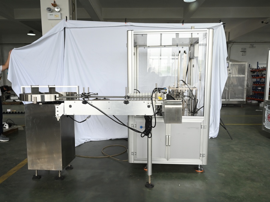 縦型ブリスターカートン包装機