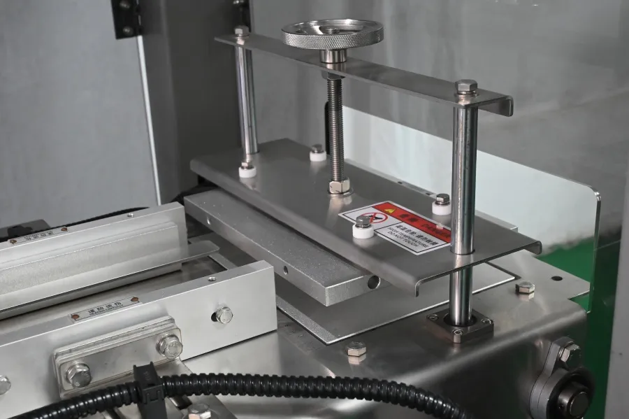 What Is a Cellophane Packaging Machine? Your Complete Guide 10 Éléments chauffants