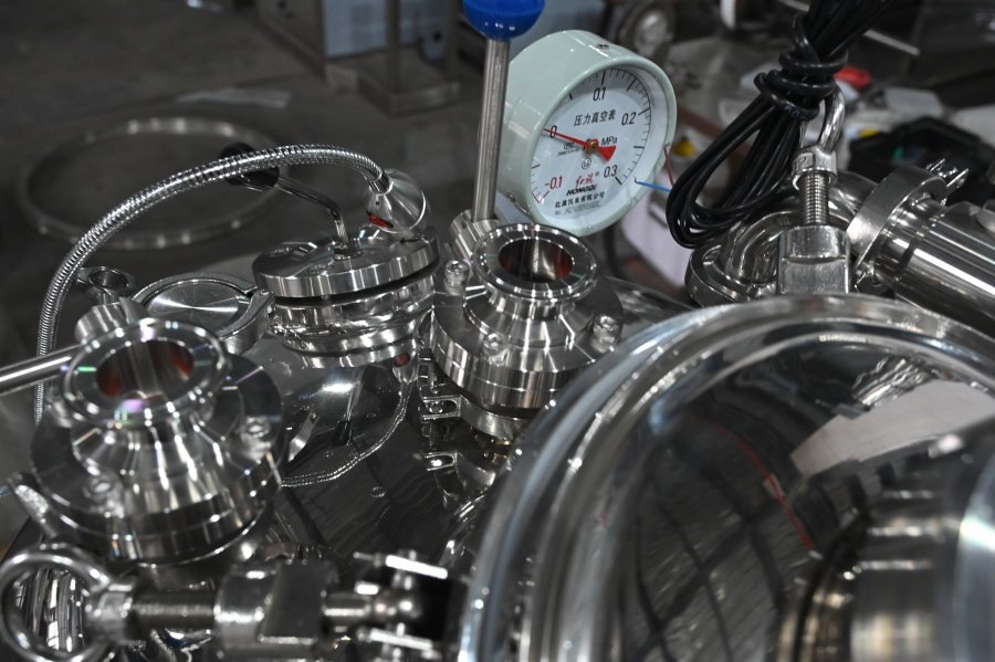What is a Cosmetic Cream Mixer Machine? 9 Système de chauffage