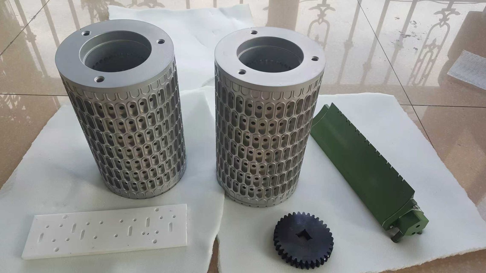 Moule à rouleau pour gélatine molle