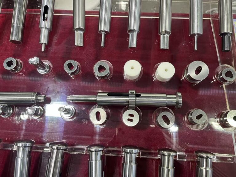 産業薬局における錠剤成形機