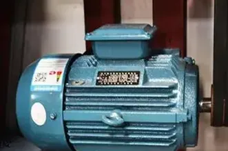 Moteur asynchrone triphasé