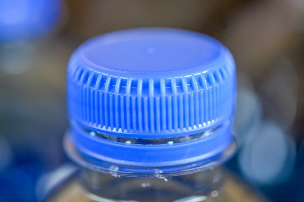保護リング付きボトルキャップ