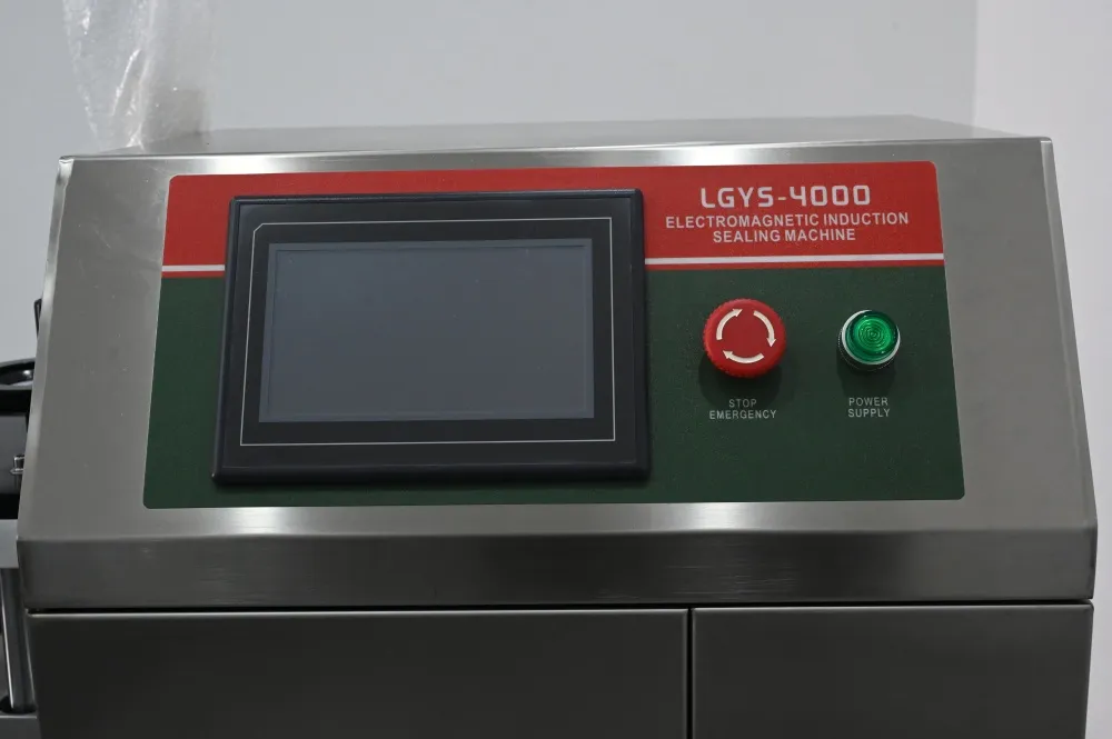 コントロールパネル（HMI - ヒューマンマシンインターフェース）