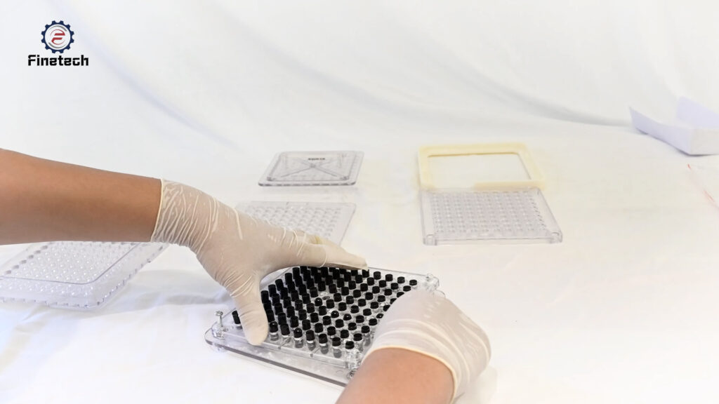 How to use a manual capsule filler