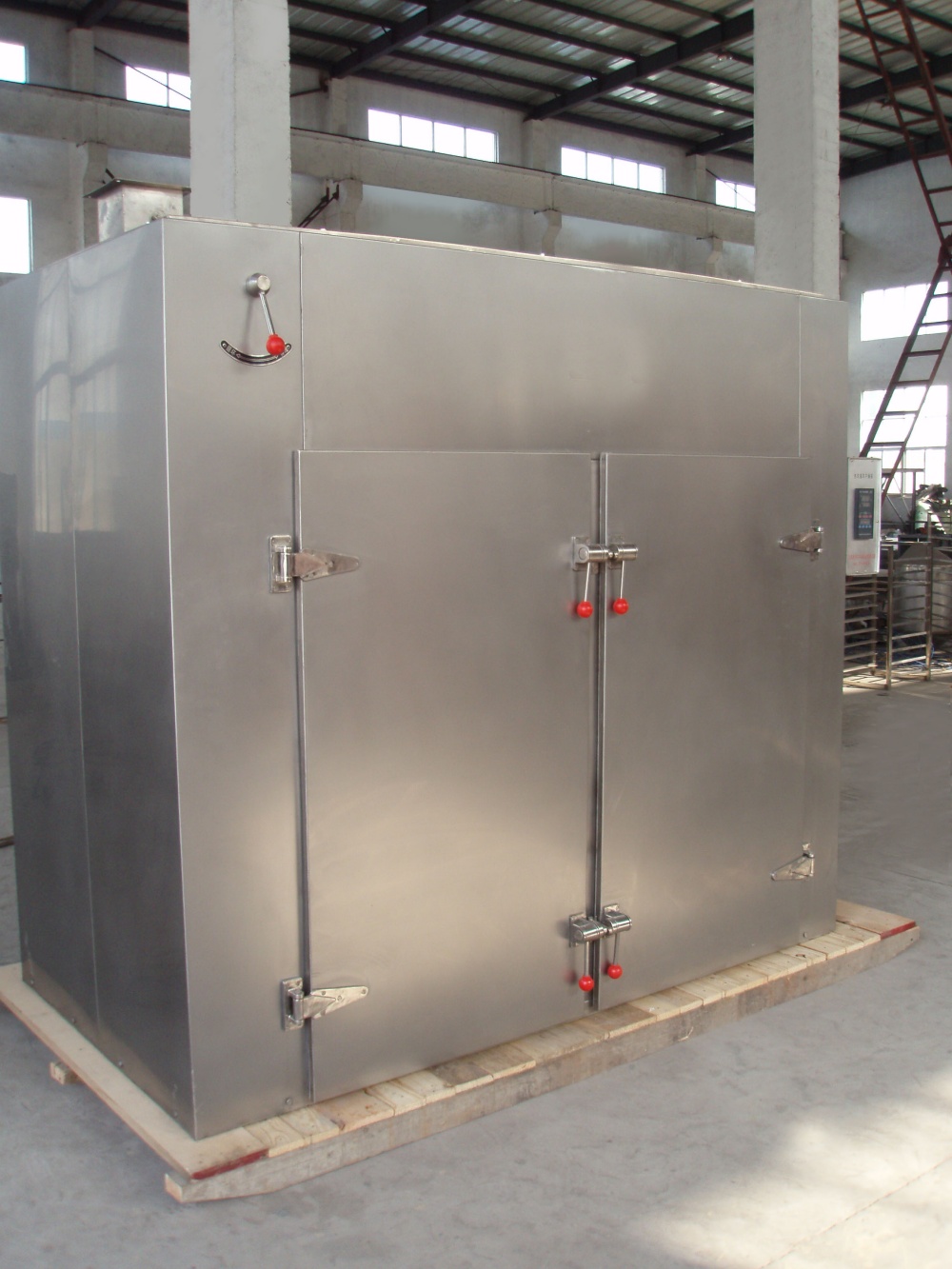 Pharmaceutical drying oven