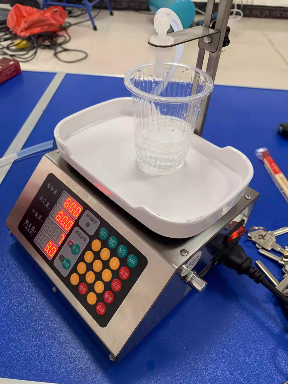 Kompakt, tek kafalı vakumlu dolum makinesi