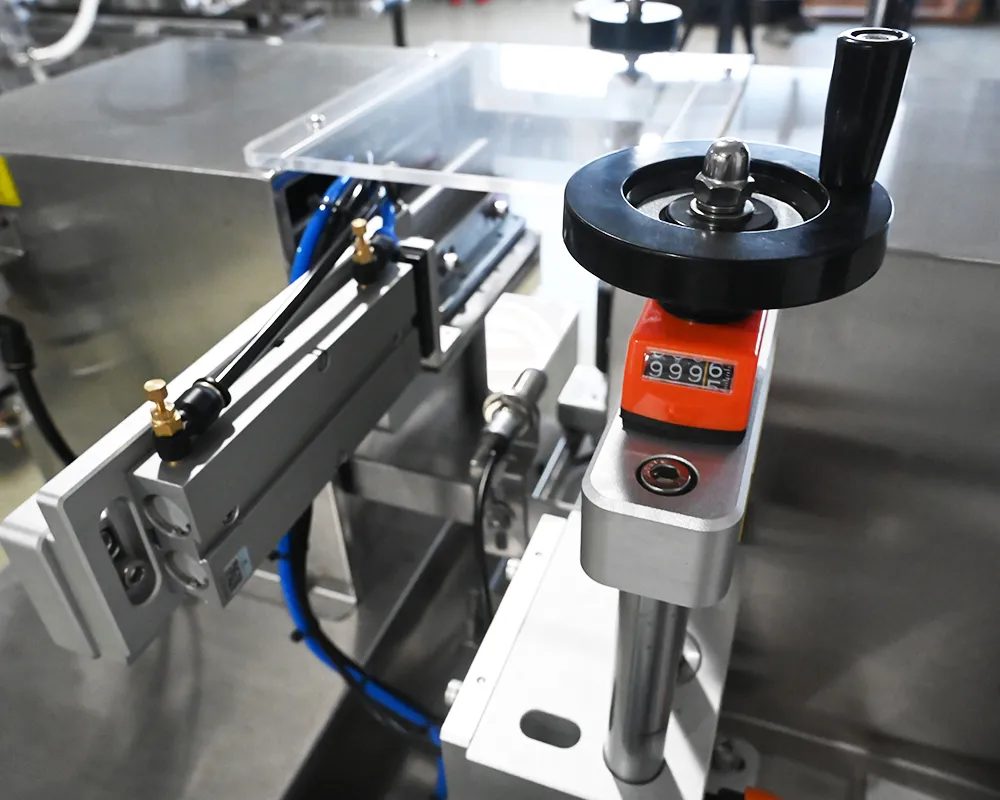 Adjustment Handle