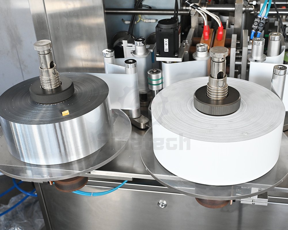 Card Raw Material Unwinding Stand