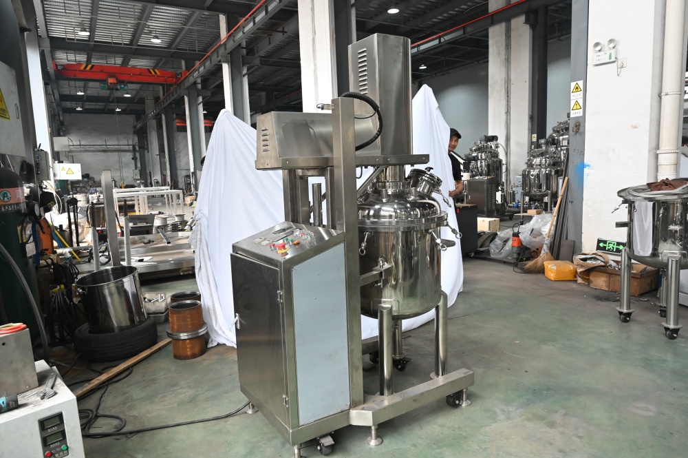 Kozmetik Krem Yapma Makinesi-02