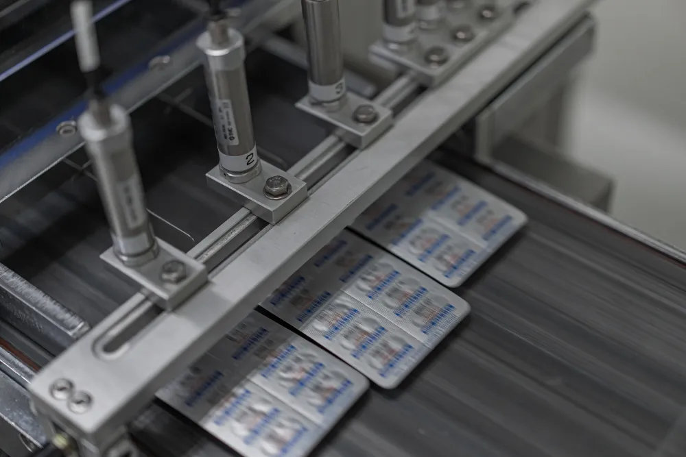 Machine d'impression sur film pharmaceutique : guide d'initiation en 2026 1 Machine d'impression de papier d'emballage pharmaceutique