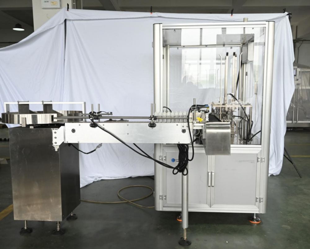 Rohr-Kartoniermaschine1