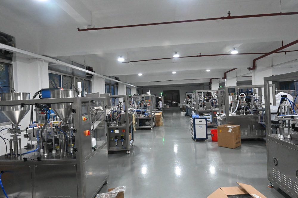 China Tube Filling and Sealing Machine Factory