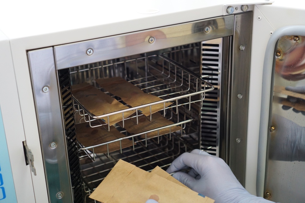 Dry heat sterilization