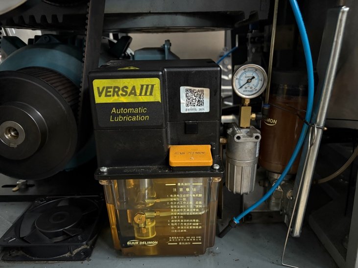 Motor para una máquina de prensado de comprimidos efervescentes
