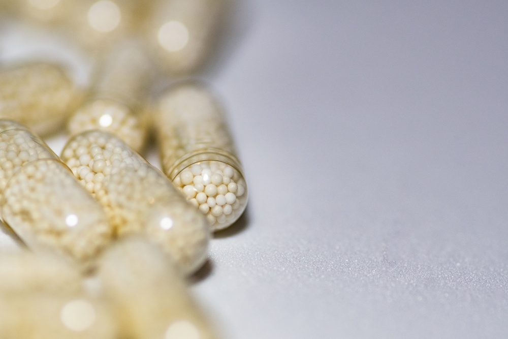 Extended-release capsule