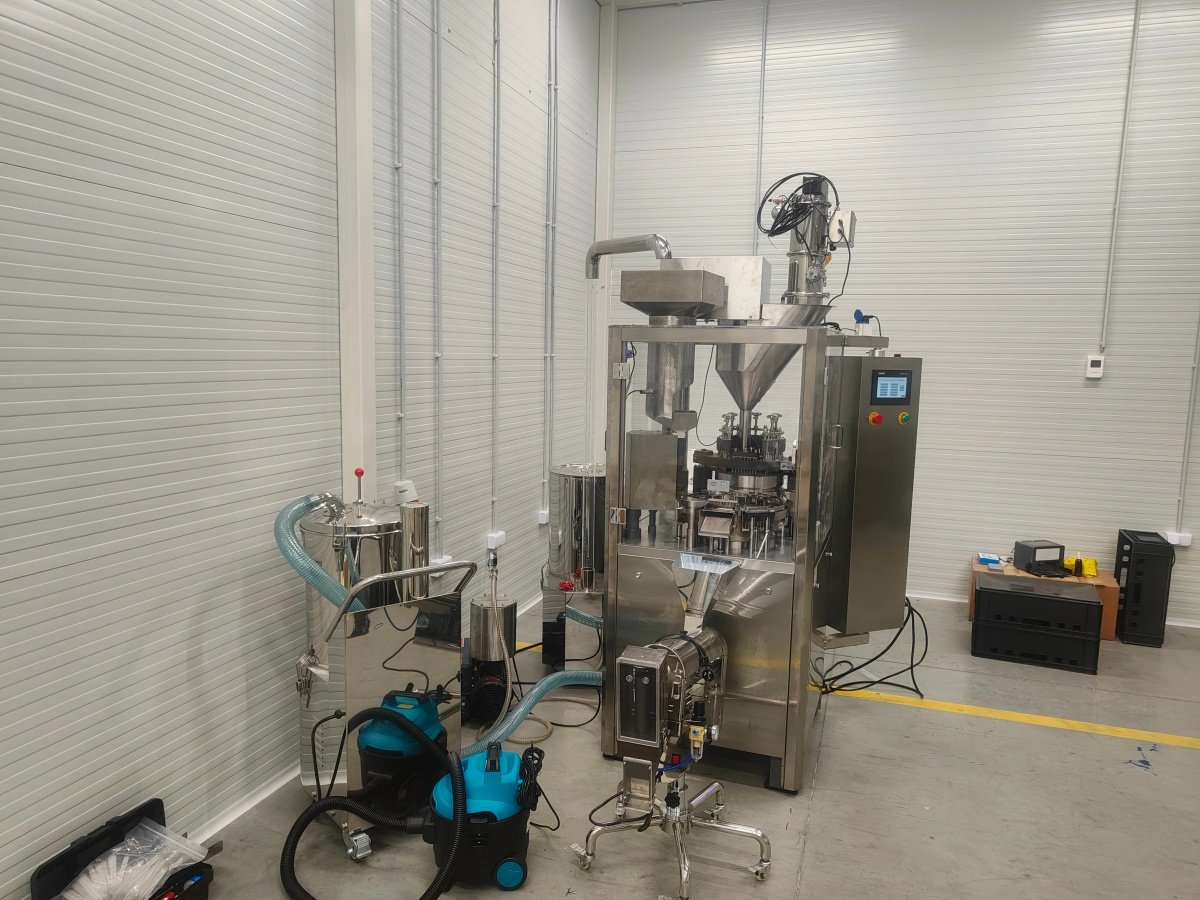 Case Study: Finetech Commissioning & Operation Training of NJP-1200 Capsule Filling Machine for Romanian Client 2 NJP-1200 capsule filling equipment at the Client's factory