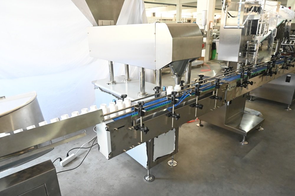 Machine de remplissage de flacons pour comprimés 1