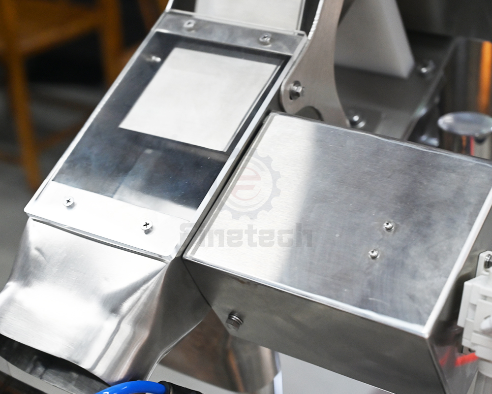 Vertical Capsule Polishing Machine Detail1